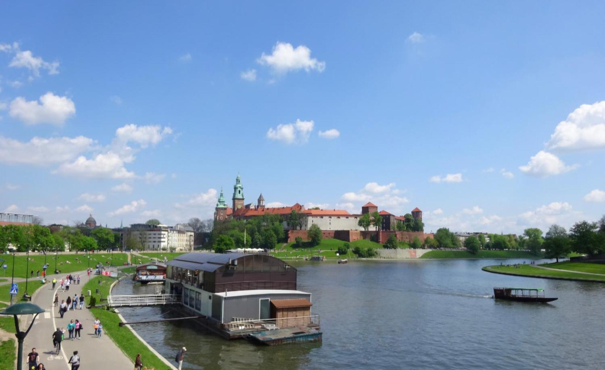 Vistula Avenue Free Parking, Swimming Pool, Sauna & Gym Apartament